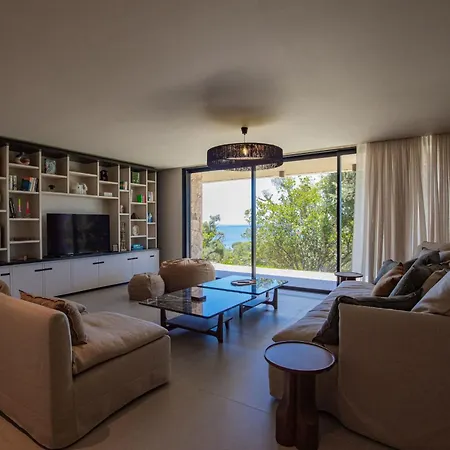 Lucia Di Arinella Villa Pinarellu