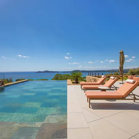 Lucia Di Arinella Villa Pinarellu